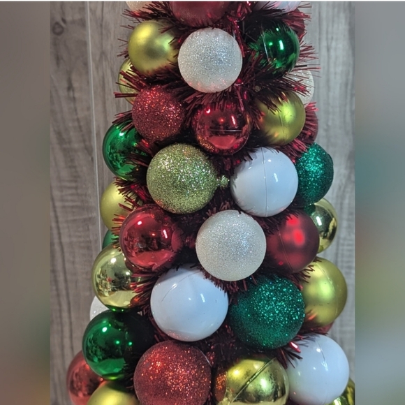 VINTAGE AND NEWER CHRISTMAS BUNDLE LOT - Picture 6 of 13